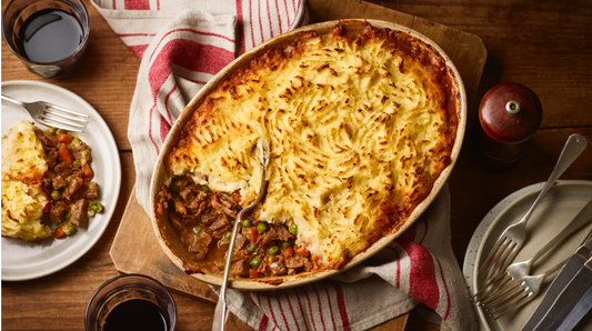 (MFW121) English Baked Lamb Shepard Pie & Mash